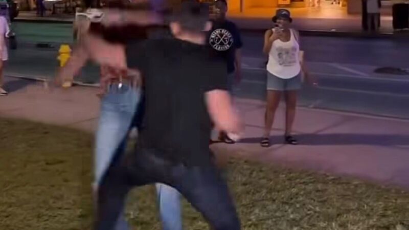 Vídeo: Encarada de Patricky Pitbull no Karate Combat termina em confusão
