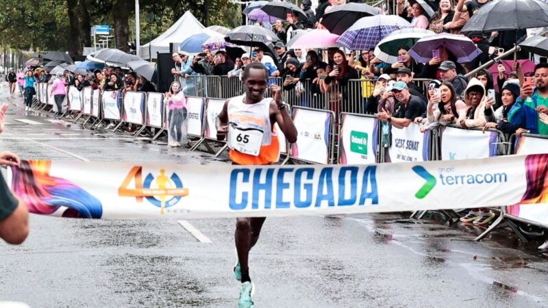 Queniano Vestus Cheboi vence a 40ª edição dos 10 KM Tribuna-Terracom em Santos