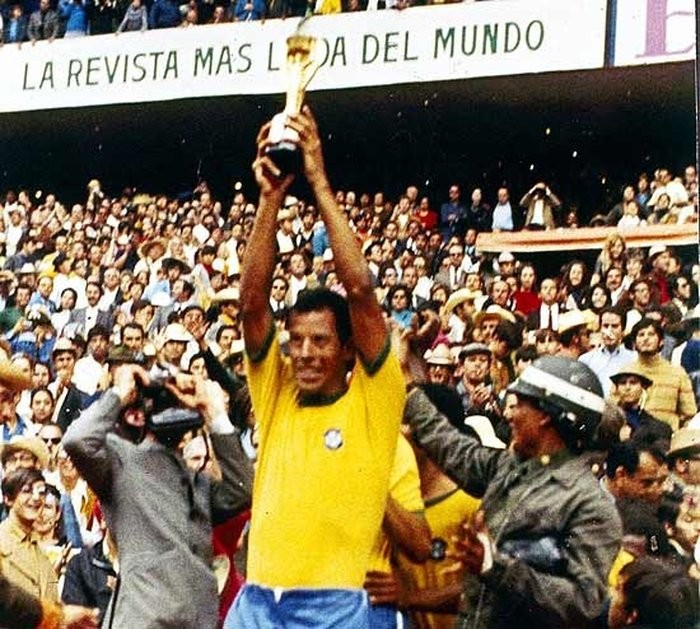 Portal elege gol de Carlos Alberto Torres em 1970 como um dos cinco mais bonitos da história das Copas