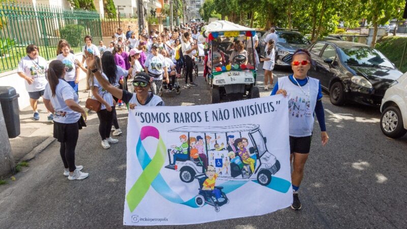 Corrida dos INcansáveis reúne participantes e destaca inclusão em Petrópolis