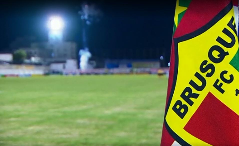 Brusque sofre transfer ban e está impedido de registrar atletas por seis meses