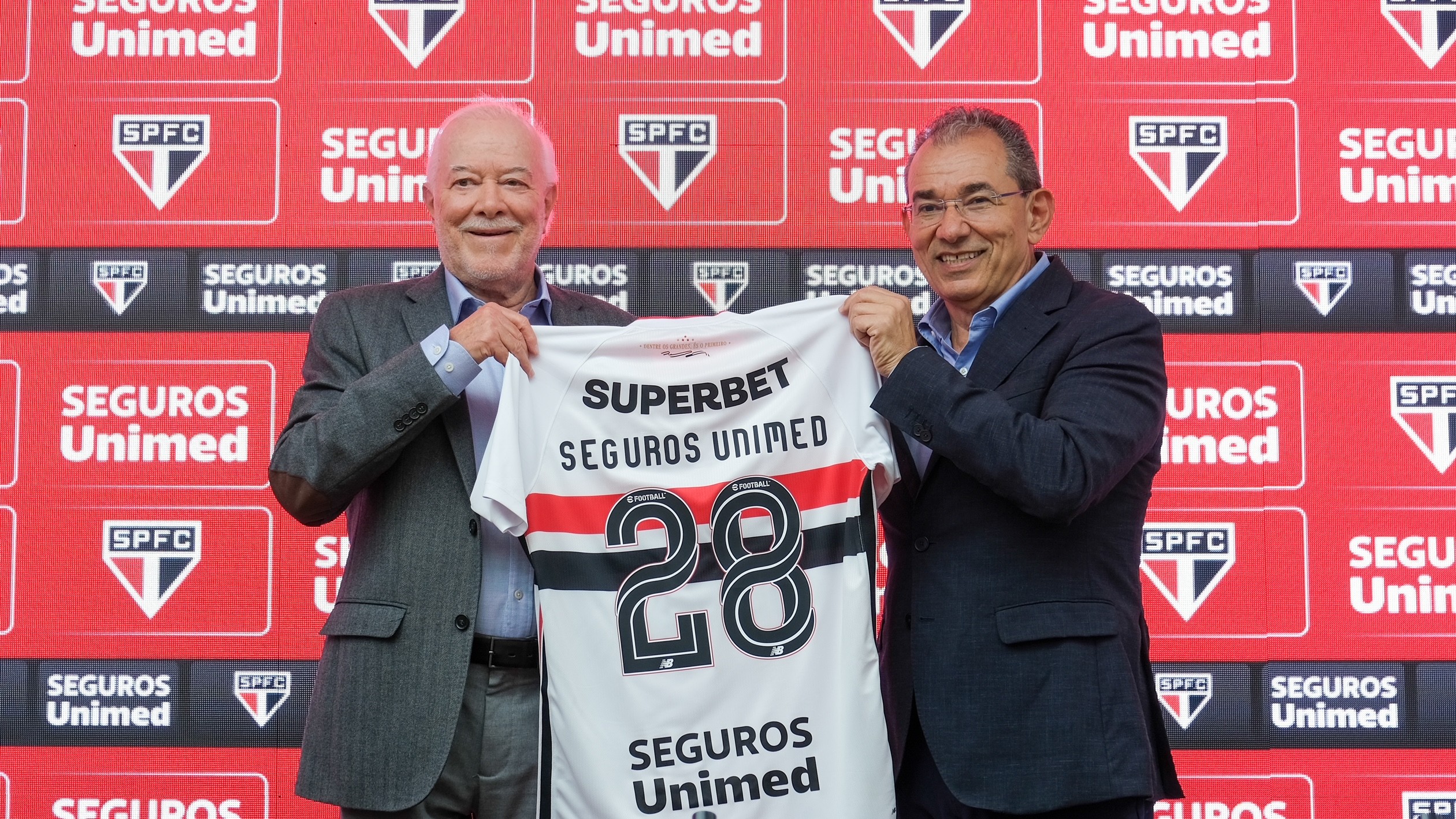 São Paulo refaz contrato sem intermediária e anuncia patrocínio de seguradora