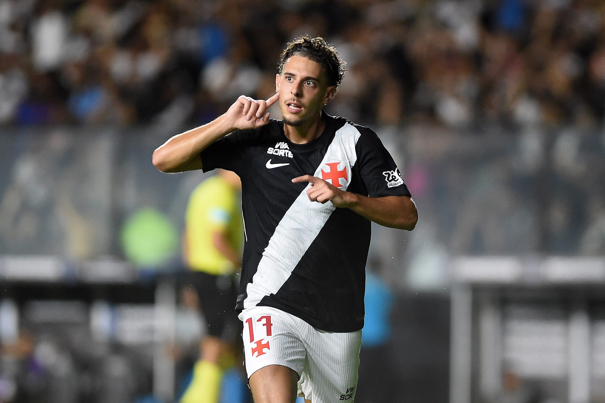 Análise: Vasco passeia na Sul-Americana e ganha moral para clássico