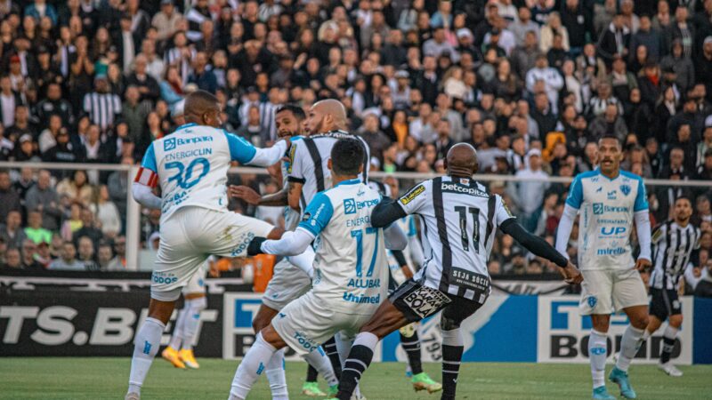 Figueirense e Paysandu vivem momentos diferentes, mas têm retrospecto equilibrado