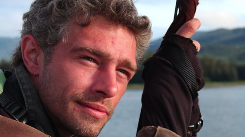 Estrela do reality show ‘Alaskan Bush People’ é encontrado morto em rio nos EUA