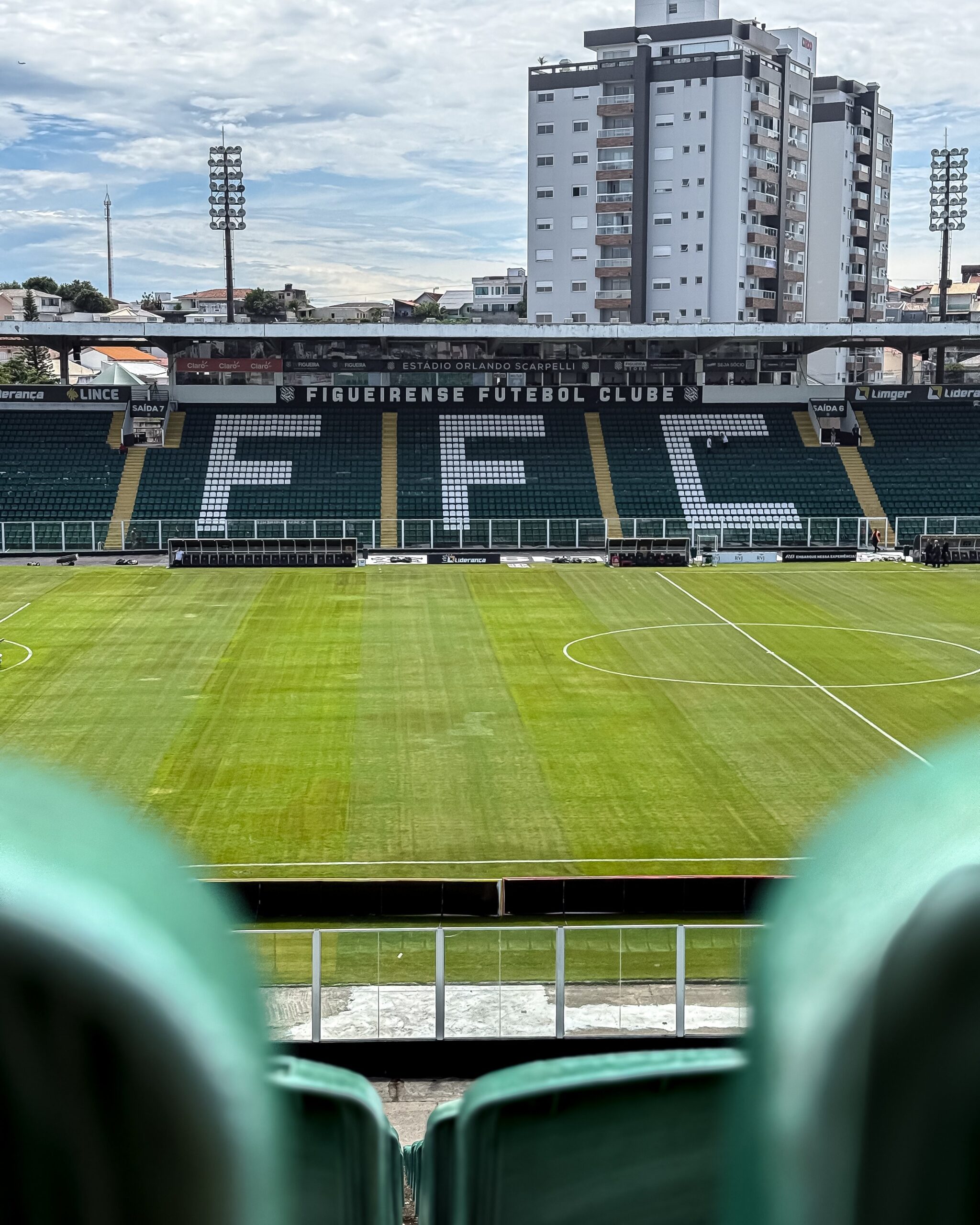 Figueirense x Barra: onde assistir ao vivo, horário e escalações