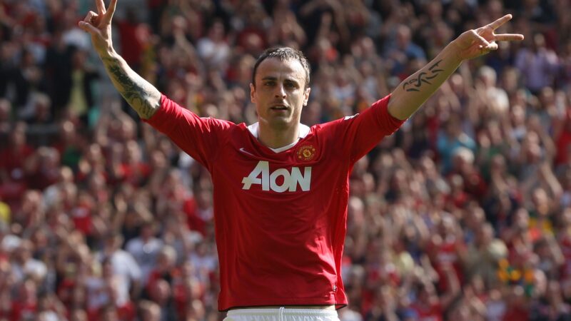 Quem é Berbatov, ex-atacante que Leonardo Jardim comparou a Pedro, do Flamengo