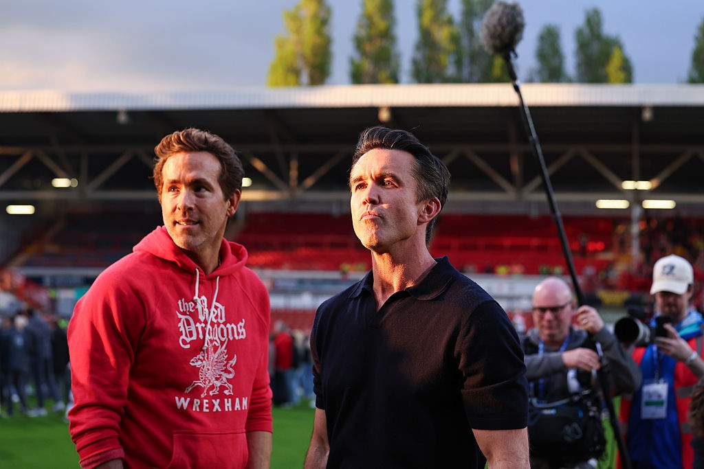 Wrexham, do ator Ryan Reynolds, fica fora dos playoffs e frustra sonho de acesso à Premier League