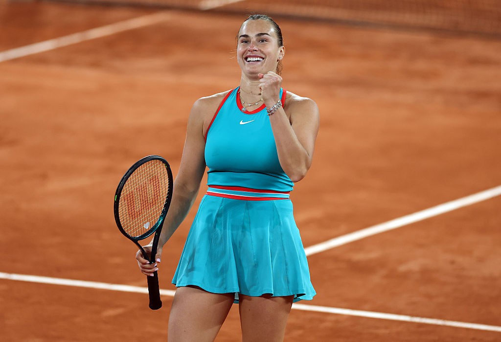 Sabalenka mostra look para Roland Garros e bastidores do aniversário de 28 anos; veja