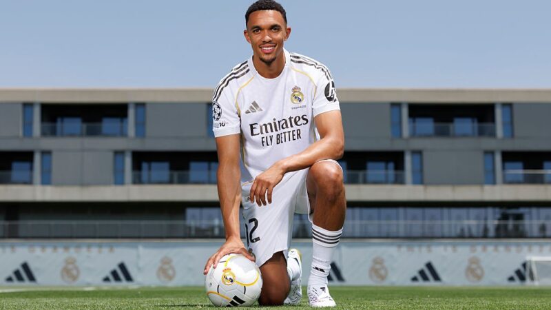 Novo treinador do Real Madrid terá missão de recuperar reforços que chegaram a R$ 1 bilhão