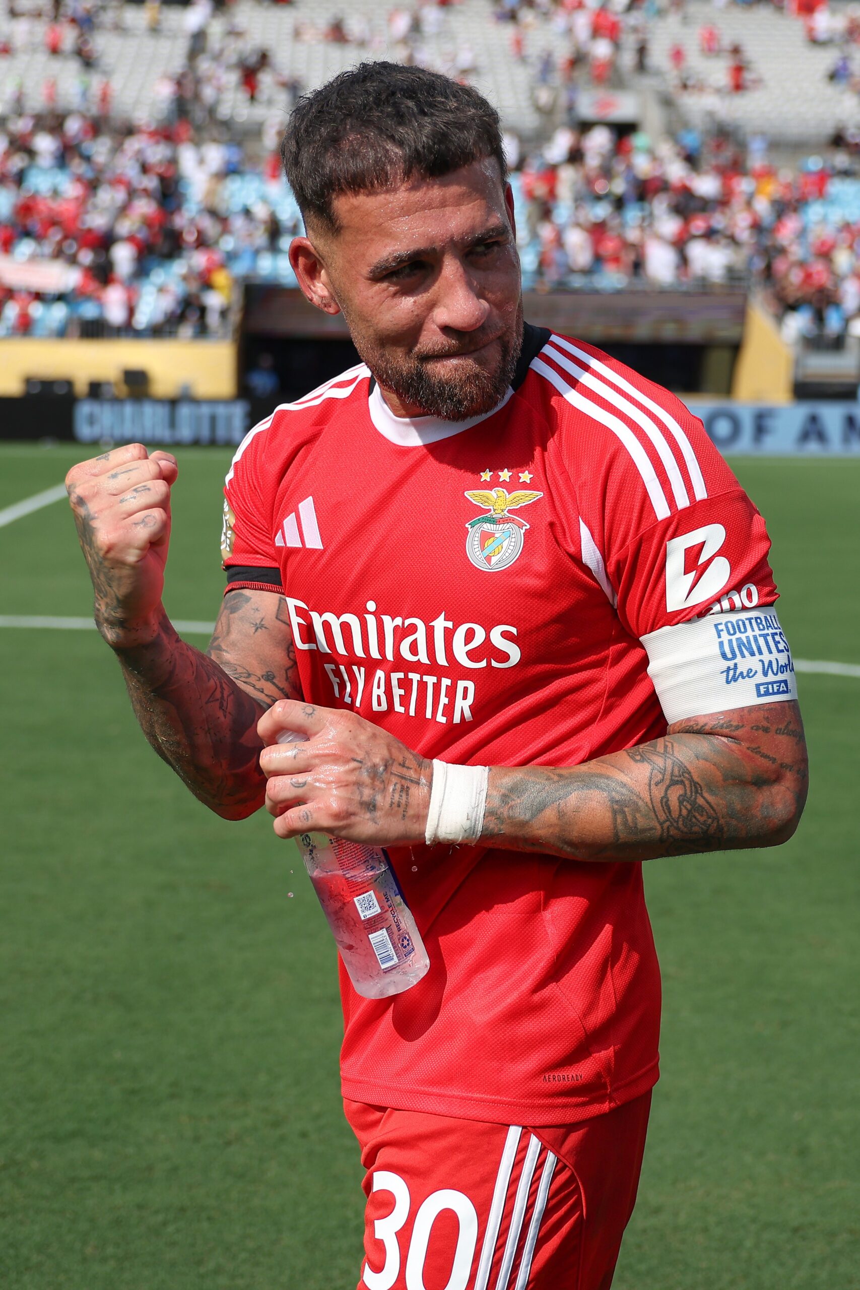 Otamendi vai deixar o Benfica para reforçar o River Plate após a Copa do Mundo, diz jornal