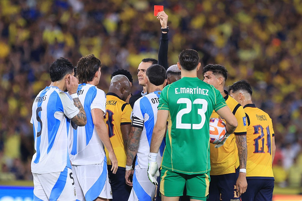Fifa promove anistia, e nomes como Otamendi e Caicedo vão poder jogar estreia da Copa
