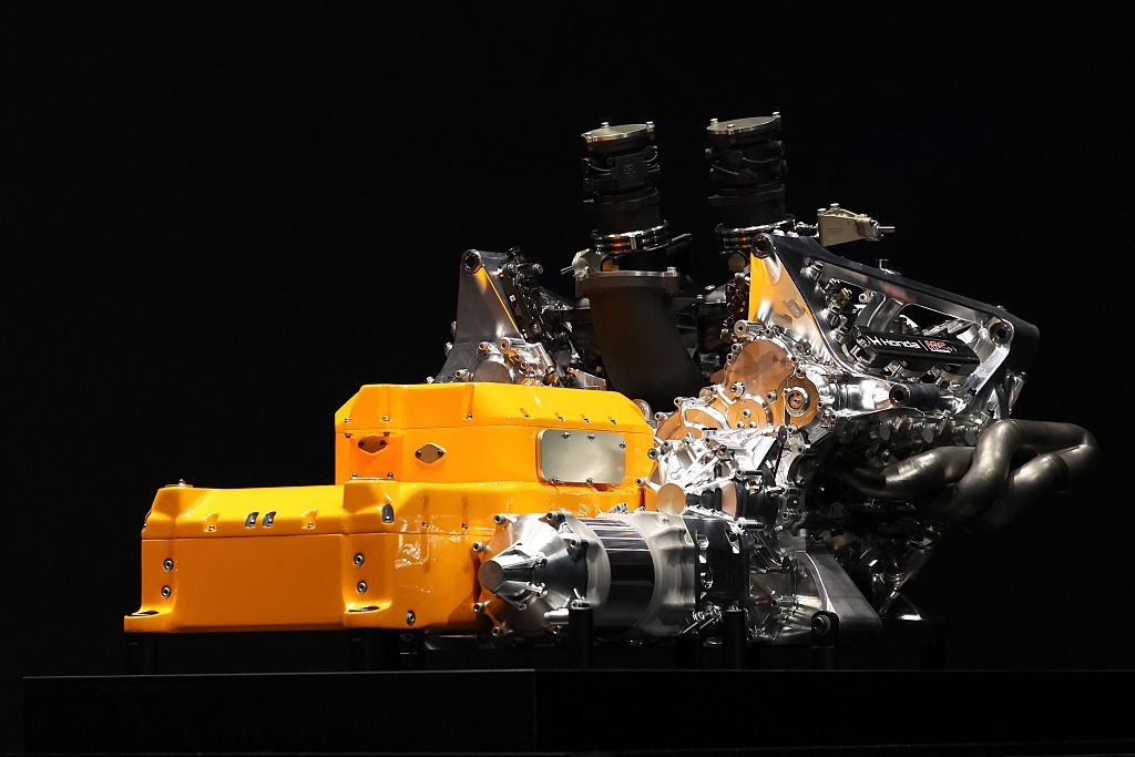FIA anuncia mudança na divisão de potência do motor da F1 para 2027