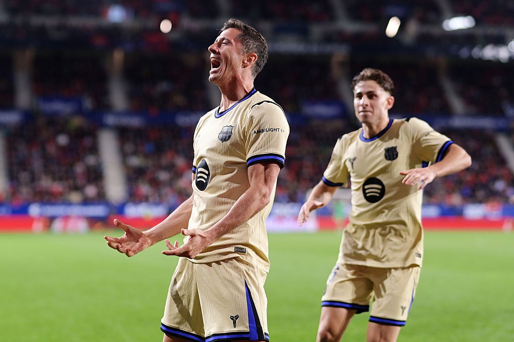 Salário de R$ 127 milhões por ano aproxima Lewandowski da MLS, diz jornal