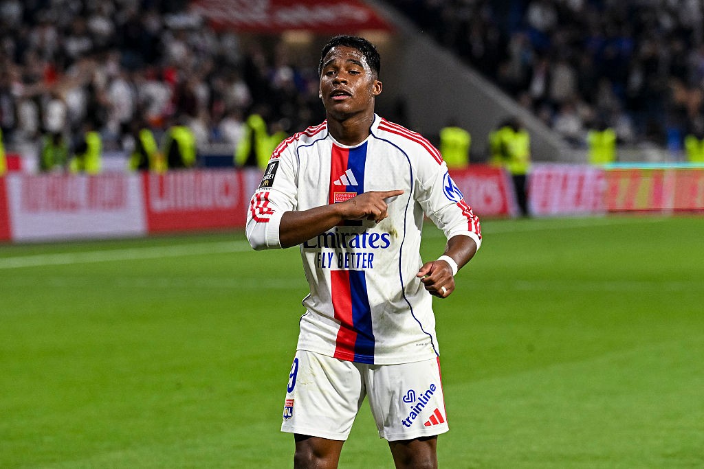 Técnico do Lyon confirma retorno de Endrick para o Real Madrid: “Certo que vai levar de volta”