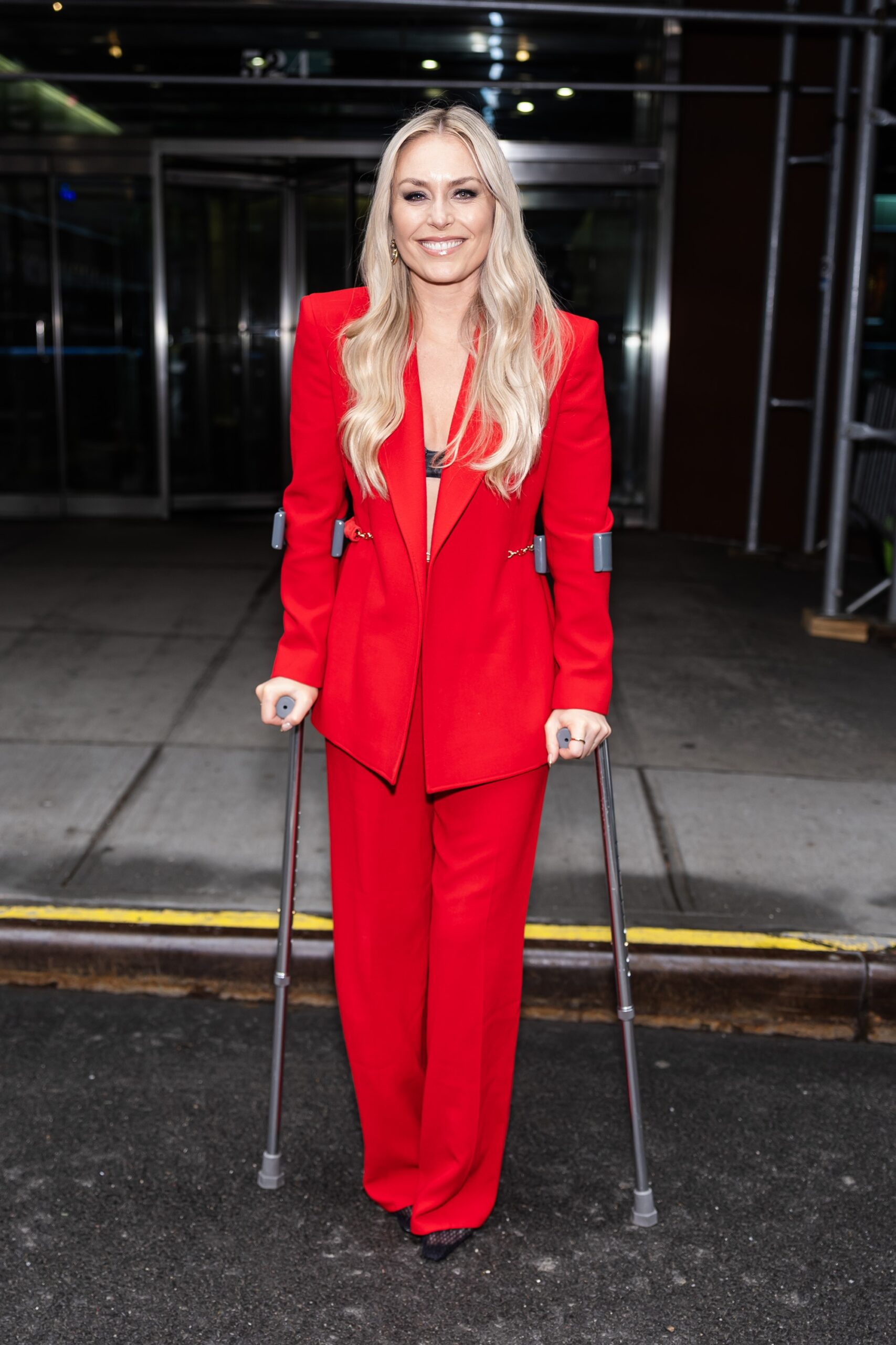 Lindsey Vonn admite possibilidade de aposentadoria após grave acidente em Milão-Cortina 2026
