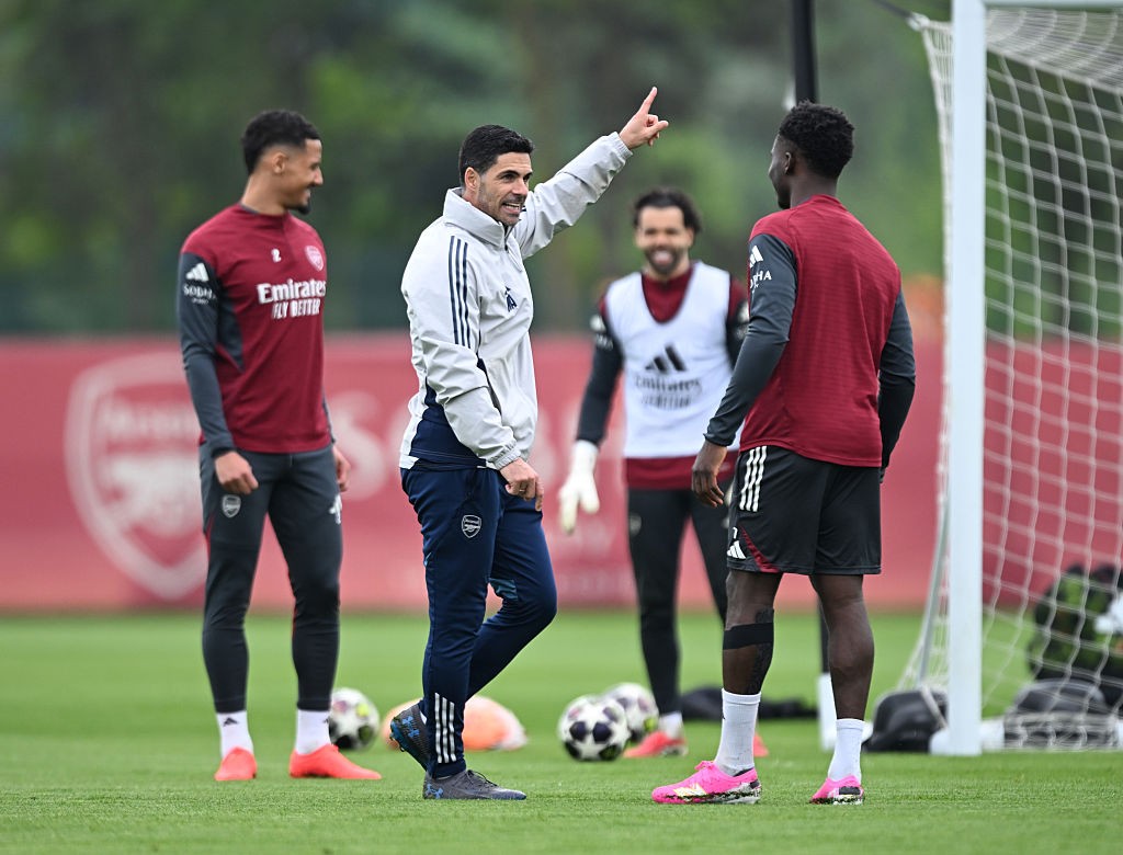 Com invencibilidade recorde, Arsenal busca nova final de Champions depois de 20 anos