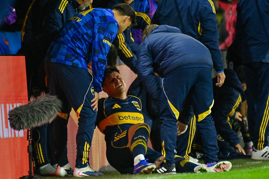Eliminação e lesão de artilheiro: Boca Juniors enfrenta problemas antes de decisão contra o Cruzeiro