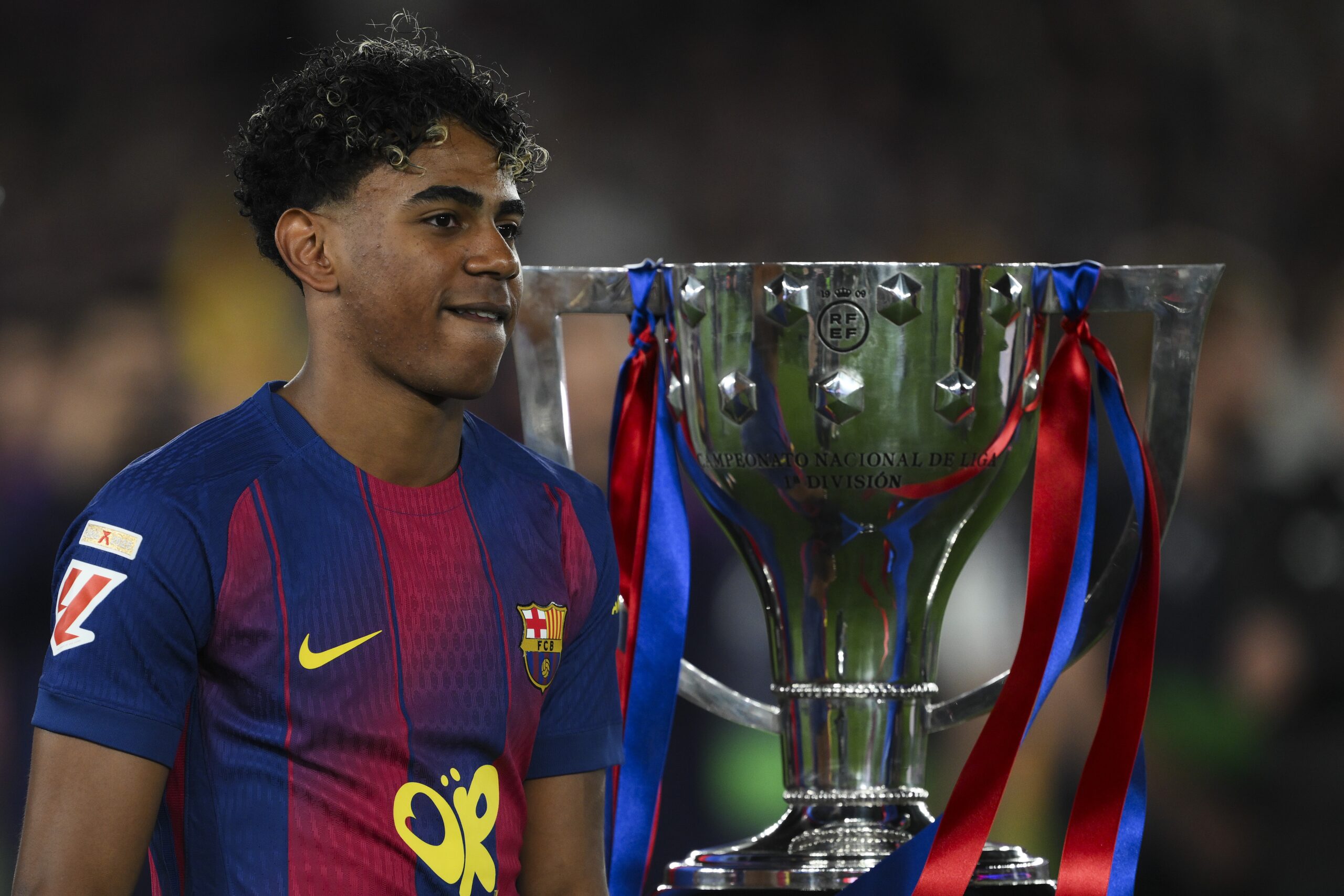 Yamal alfineta Bellingham, do Real Madrid, após título do Barcelona: “Falar é fácil”
