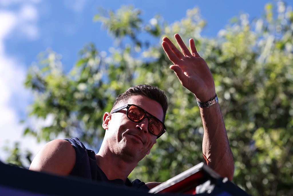 Lewandowski anuncia saída do Barcelona: “Sensação de missão cumprida”