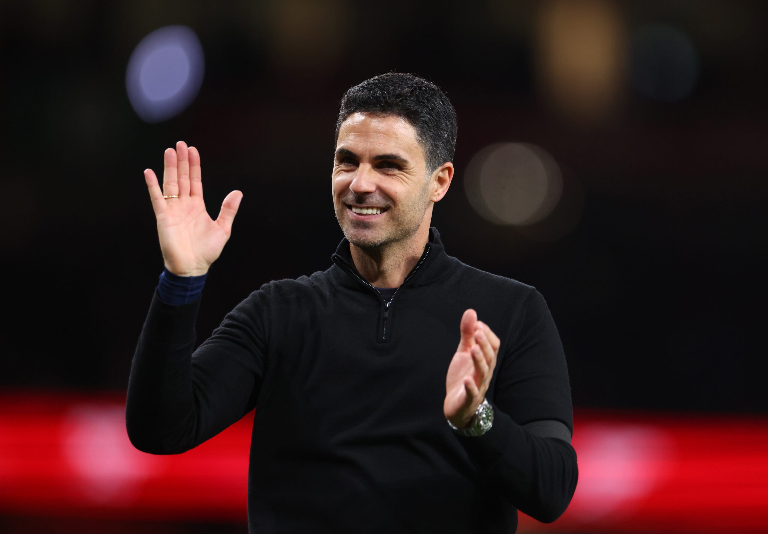 Técnico do Arsenal diz que fazia churrasco quando soube do título na Premier League