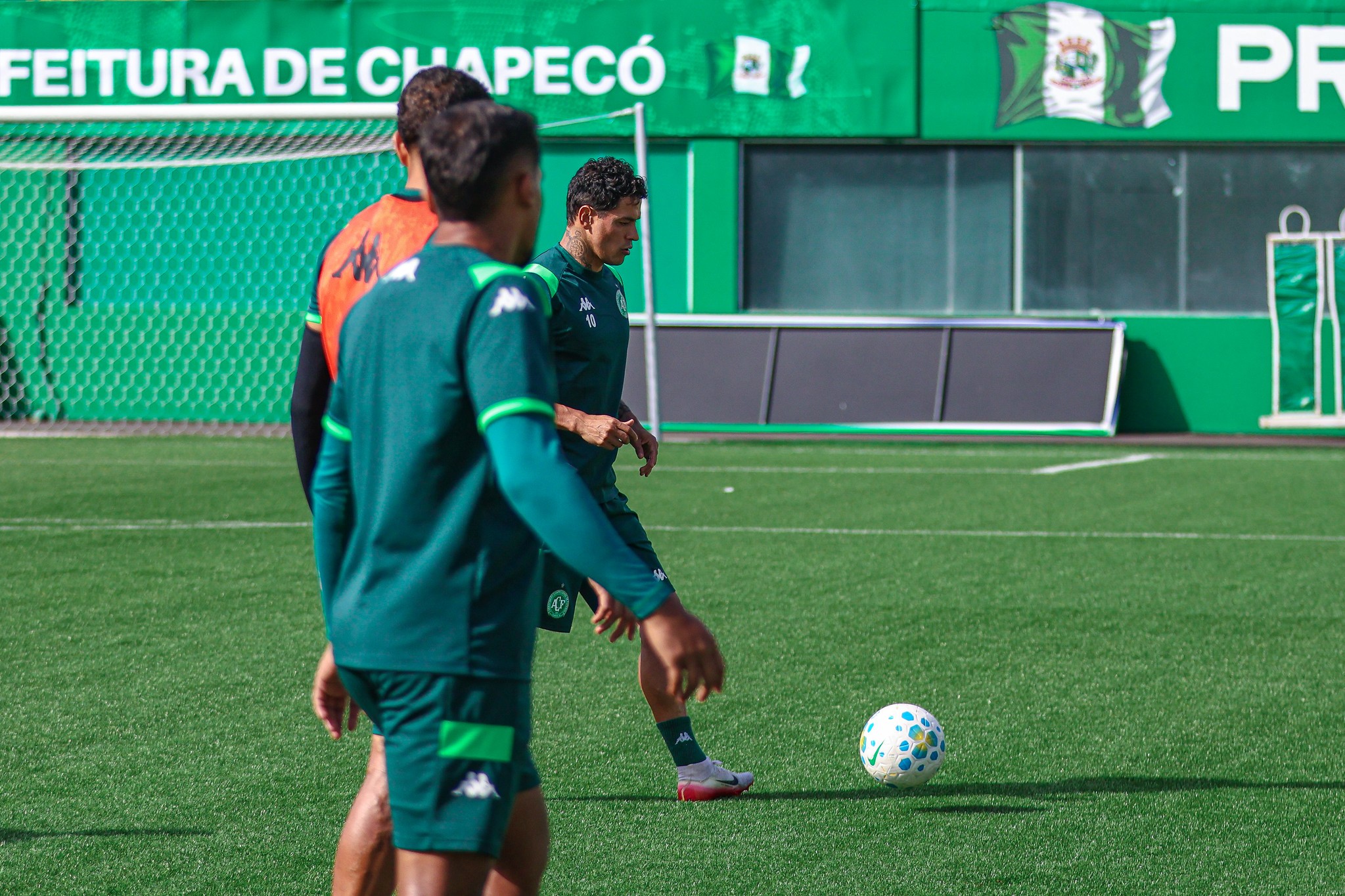 Escalação da Chapecoense: Doma e Giovanni Augusto de volta ao time titular