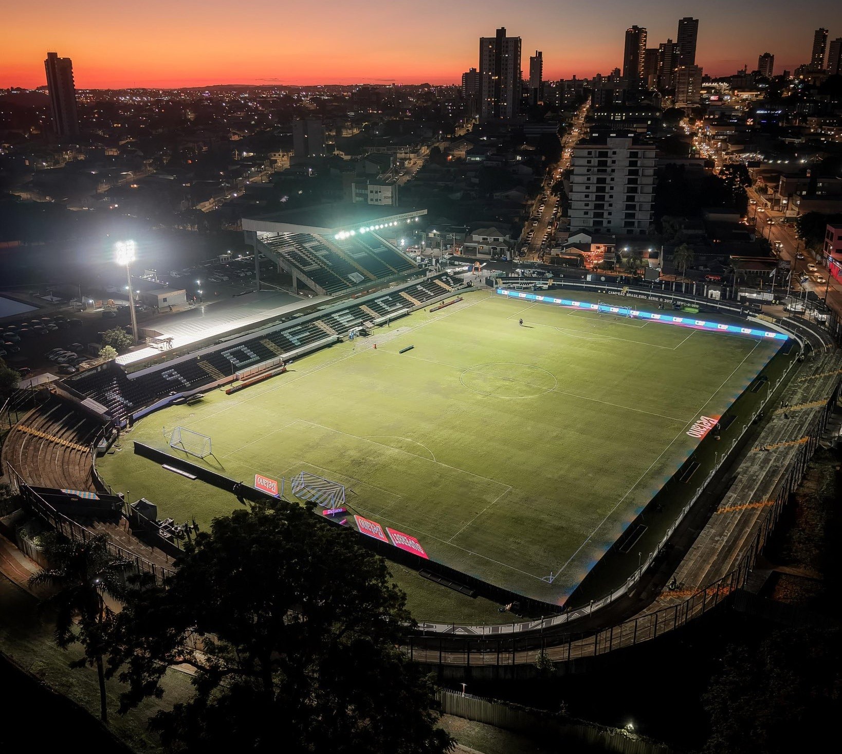 Operário-PR x Chapecoense: onde assistir ao vivo, horário e escalações