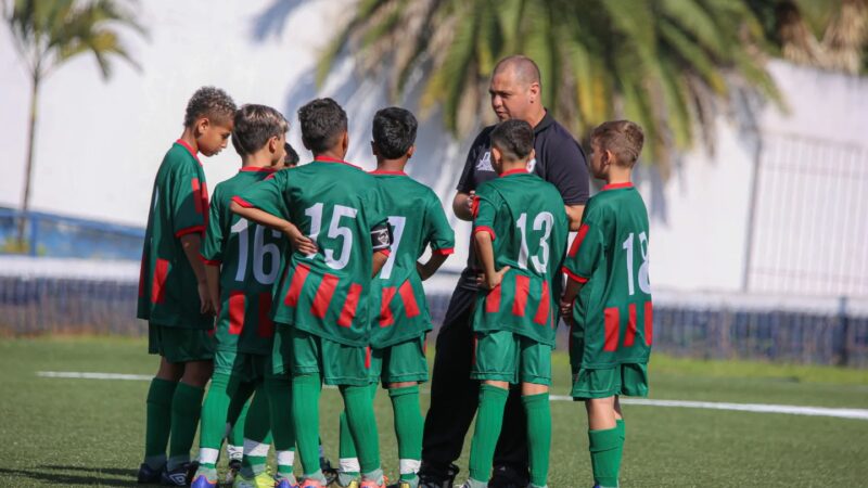 Técnico da Portuguesa Santista projeta clássico contra o Santos pelo Paulista Sub-11: ‘Coragem para jogar’