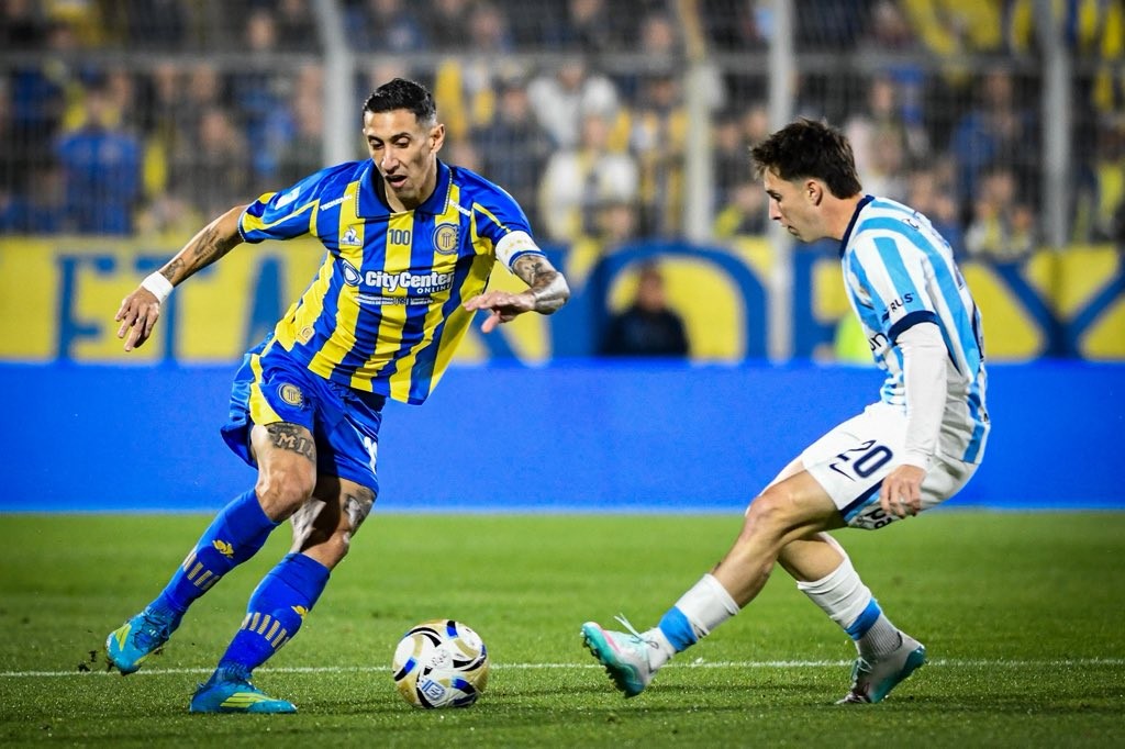 Di María desabafa: “Depois querem que os campeões mundiais joguem na Argentina”