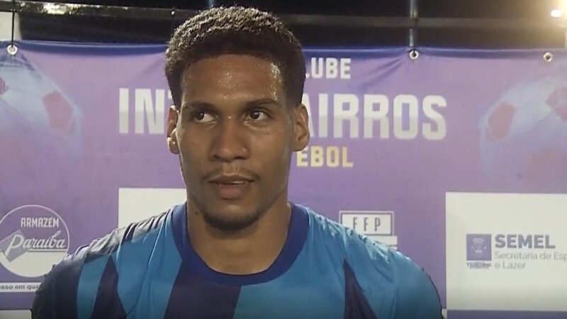 Taça Clube Interbairros: artilheiro divide sonho no futebol e trabalho em estacionamento