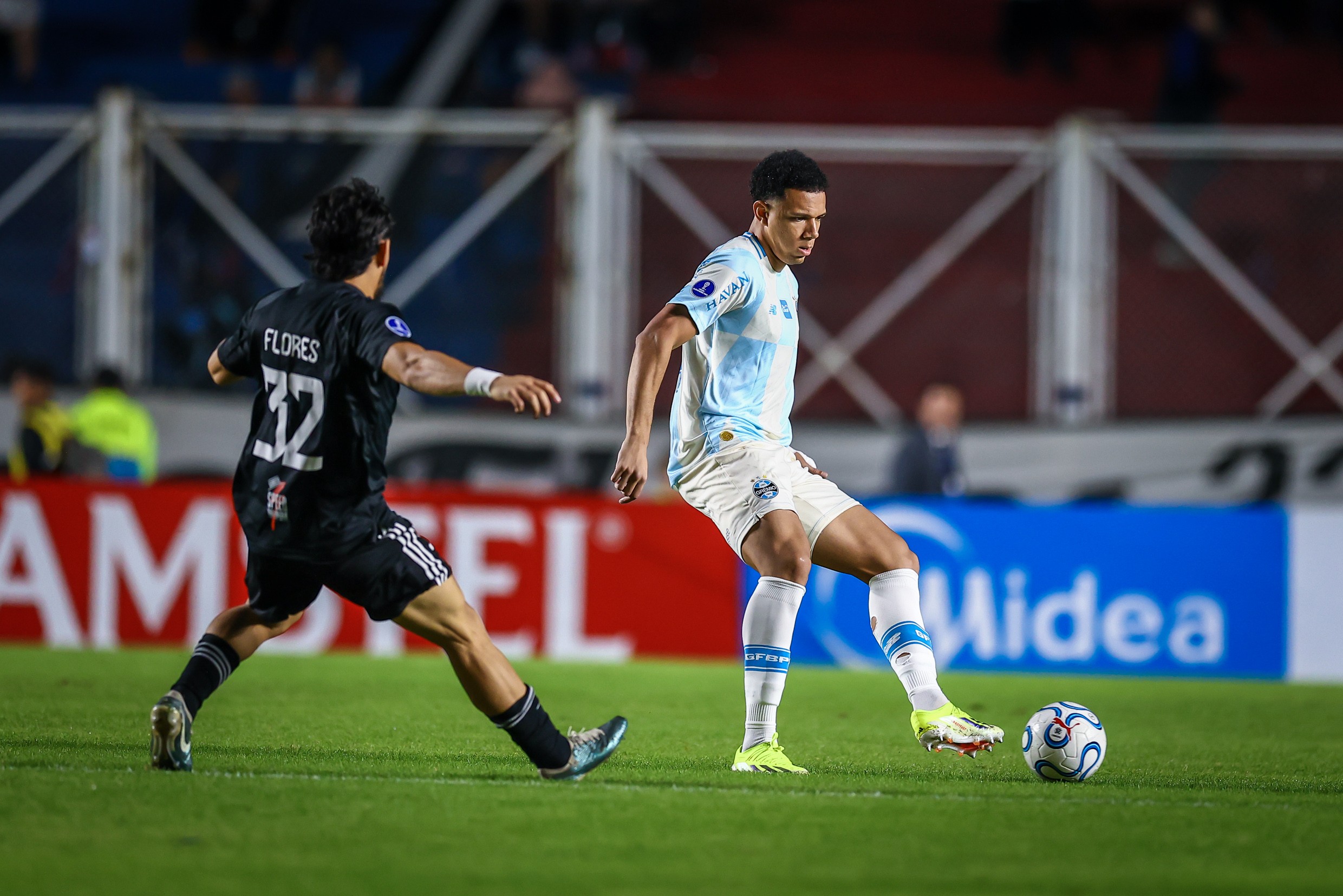 Como Viery também se torna importante para o ataque do Grêmio