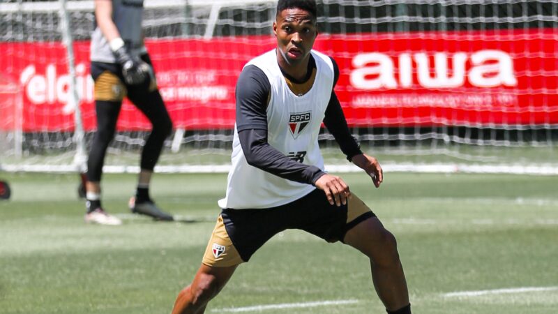 Cruzeiro procura São Paulo e sonda situação do lateral Wendell