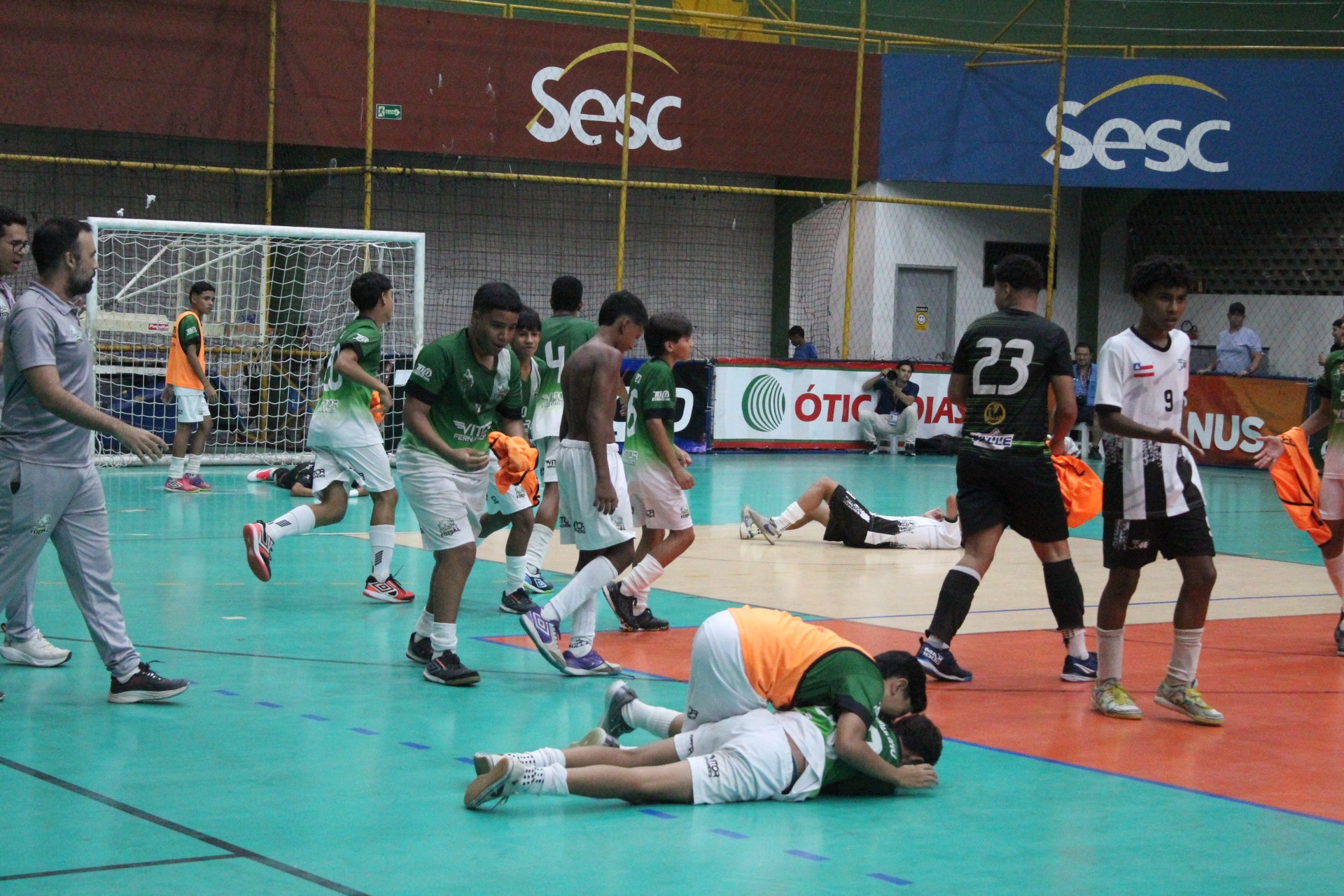 Copa TV Grande Rio de Futsal: rodada define finalistas do Sub-14 e Garapa na final da Divisão Especial