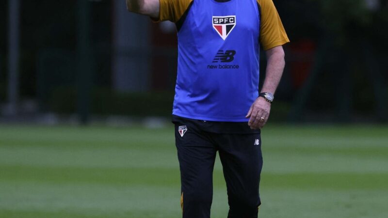 São Paulo indica a Dorival que fará contratações e venderá jogadores
