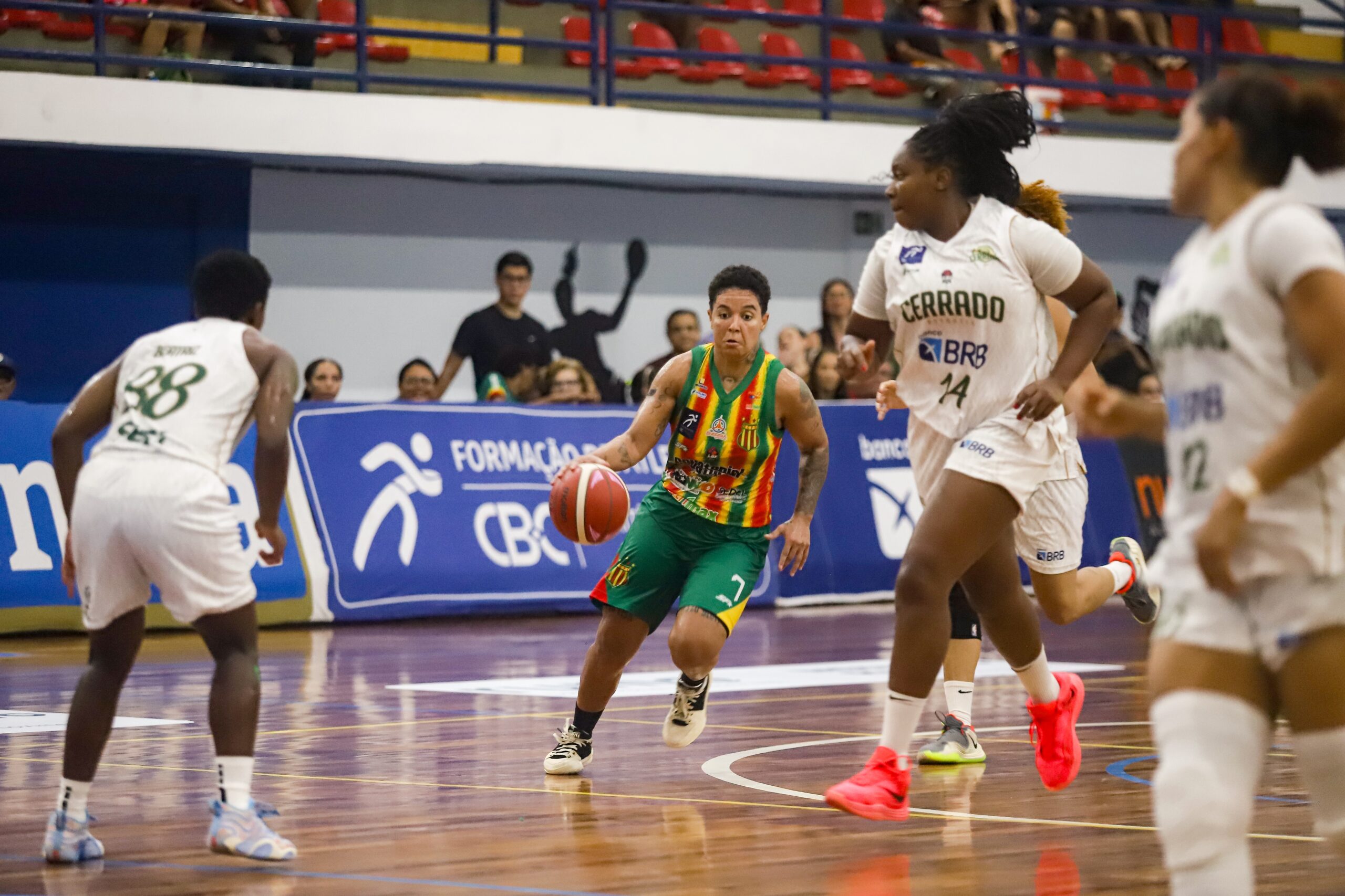 Sampaio Basquete vence o Cerrado e mantém invencibilidade na LBF