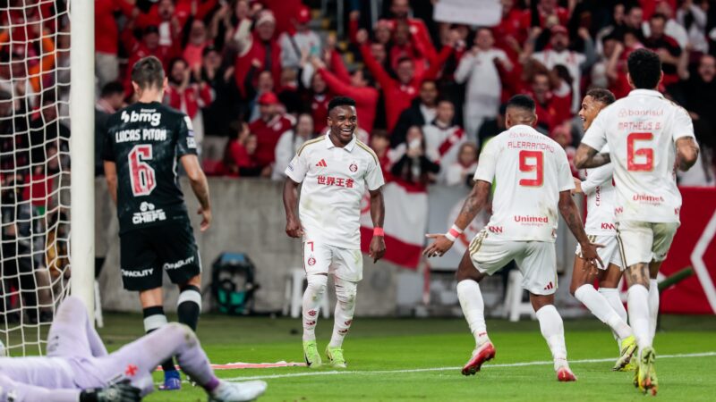 Inter tem desfalque no ataque para jogo contra o Vitória; Rochet é dúvida