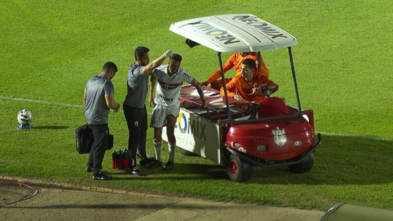 Jonathan inicia fisioterapia e pode voltar ao Botafogo-SP em junho