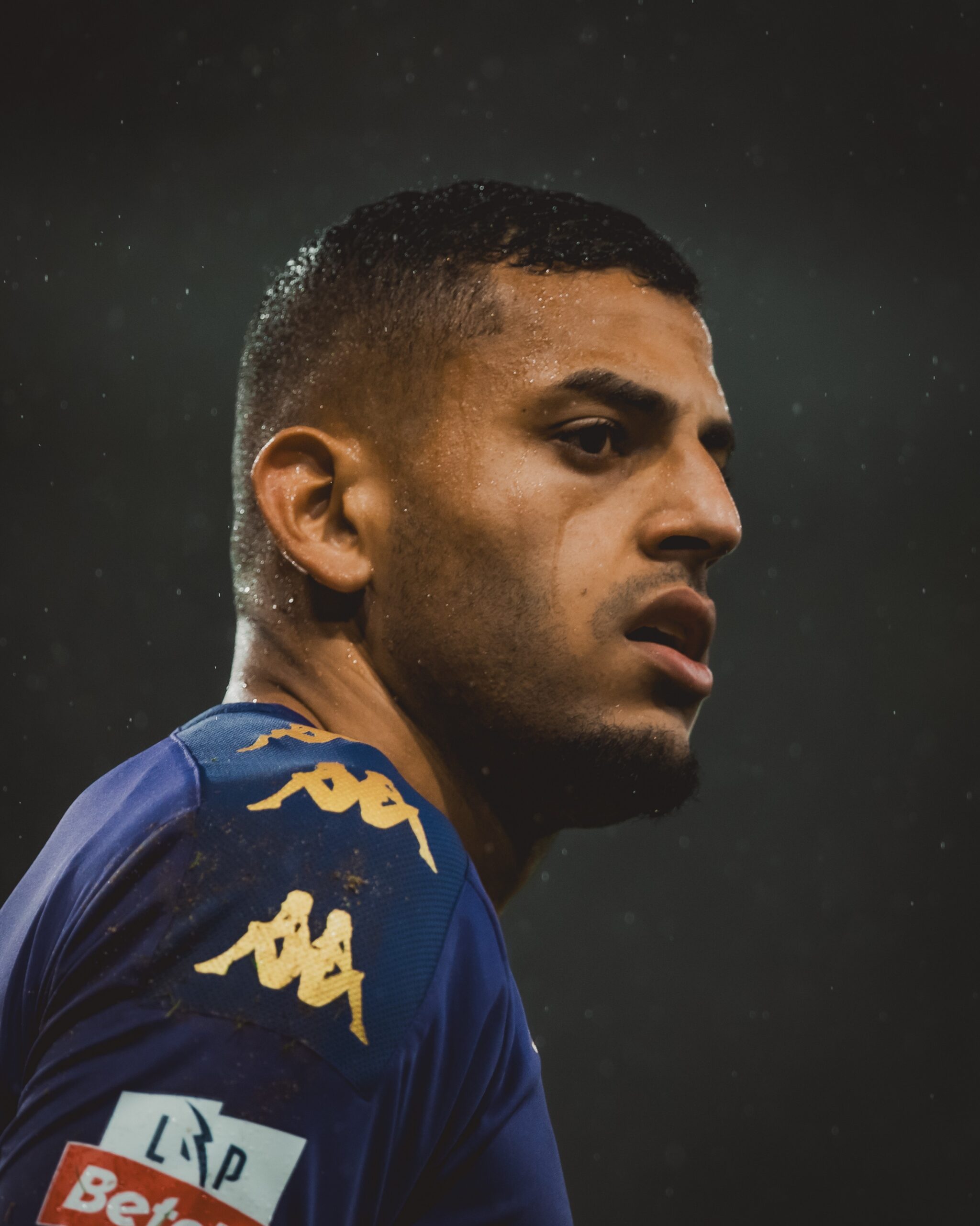 Goleiro do Palmeiras se destaca pegando pênaltis na Europa e planeja futuro: “Quero jogar”