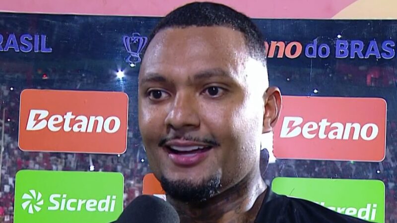 Autor de gol da classificação do Vitória contra o Flamengo explica fator Barradão e celebra: “Alívio”
