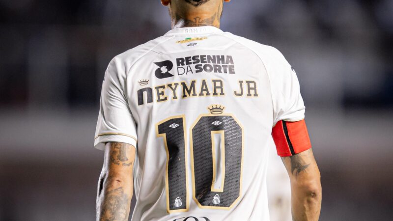 Neymar, premiação e pressão: por que jogo contra Coritiba pode ajudar a salvar semestre do Santos