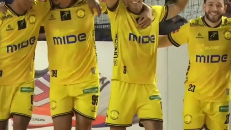 Praia Clube goleia Marreco e segue na liderança da Liga Nacional de Futsal