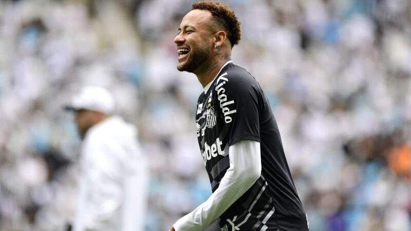 Neymar volta depois da Copa? O que o Santos pensa sobre futuro do craque