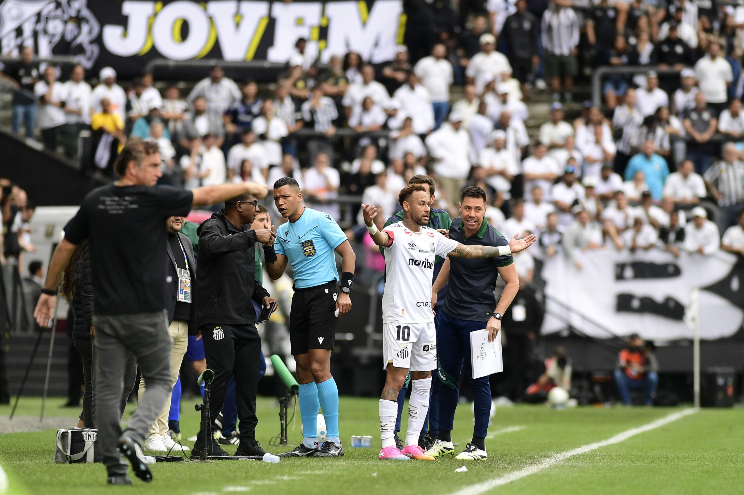 STJD julga improcedente pedido do Santos para anular jogo contra Coritiba