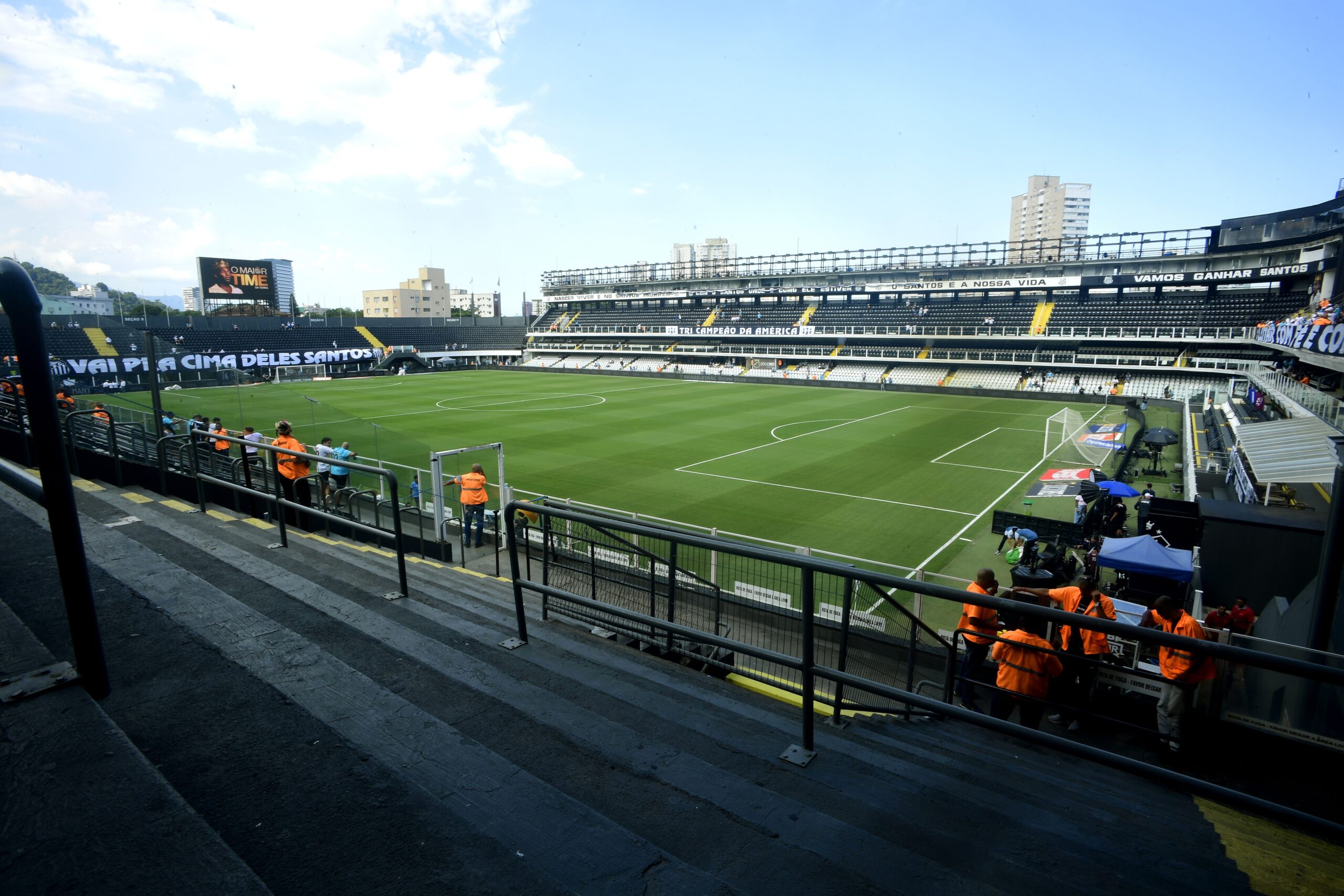 Santos x Bragantino: onde assistir ao vivo, horário e escalações