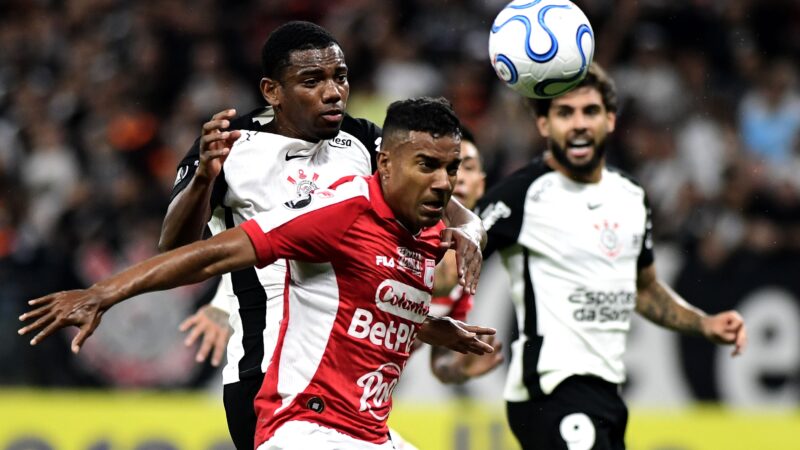 André ainda deve ser titular do Corinthians? Veja números e opinião de comentaristas