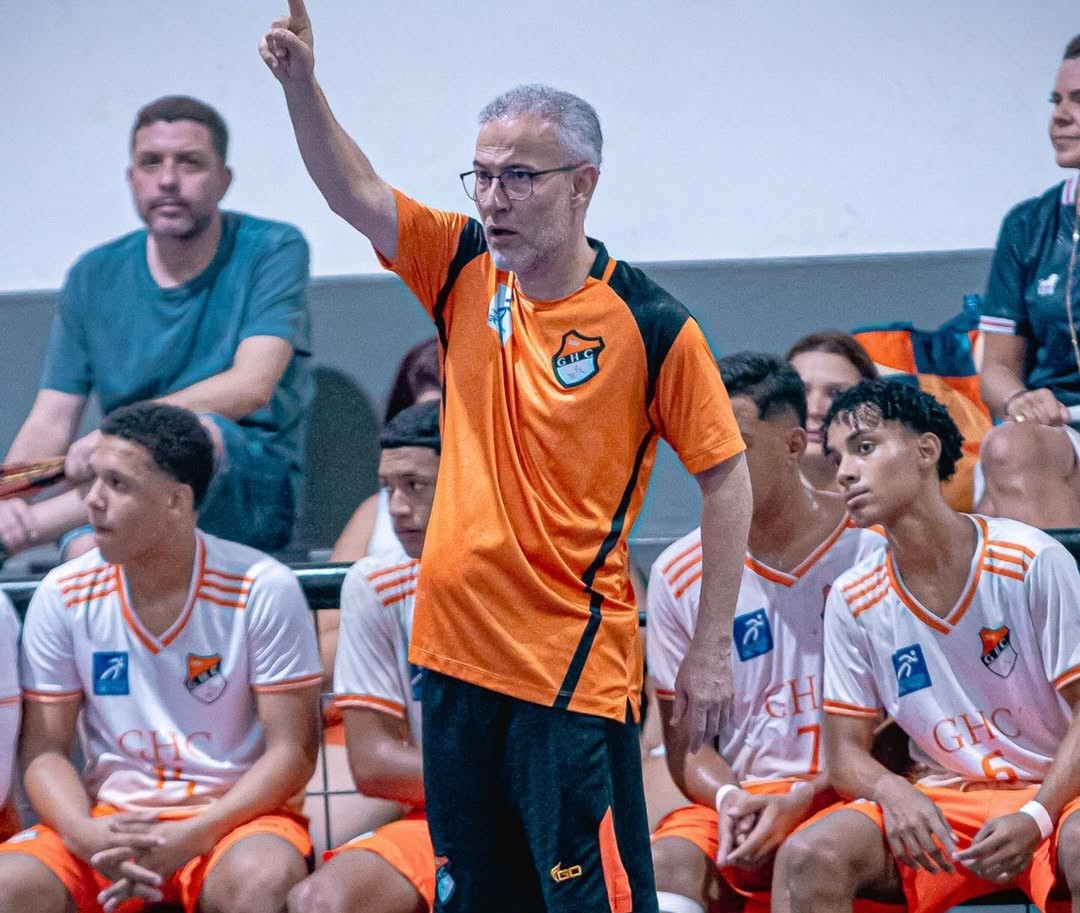 Técnico Giuliano Ramos e 11 piauienses são convocados para a seleção brasileira de handebol juvenil