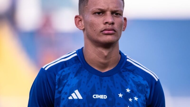 Cruzeiro acerta ida de zagueiro para grupo que gere clubes no exterior