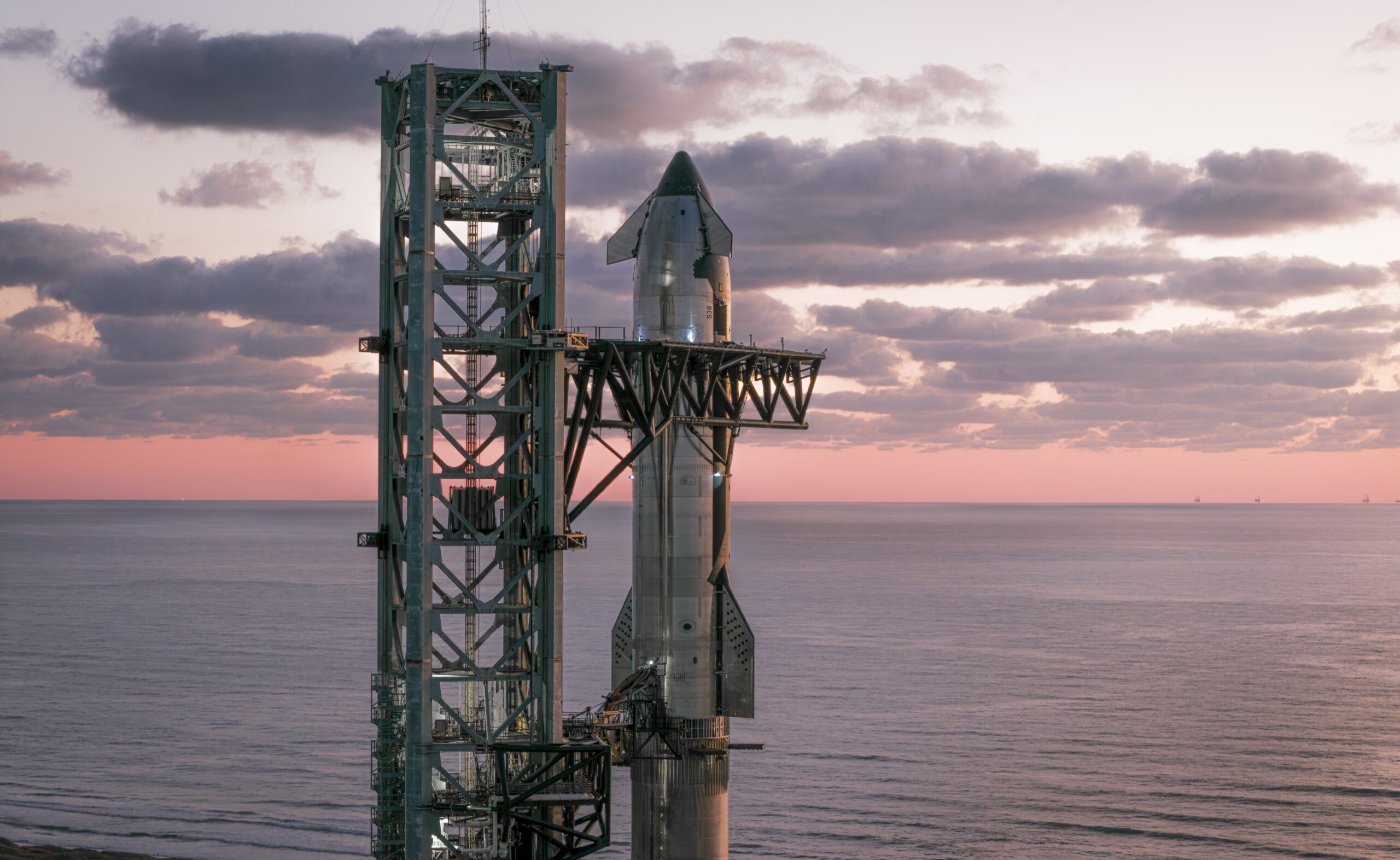 SpaceX já gastou US$ 15 bilhões para viabilizar foguete reutilizável