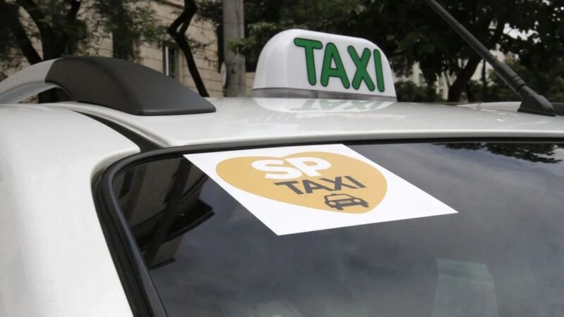 Lula anuncia R$ 30 bilhões em crédito para compra de carros por motoristas de aplicativo e taxistas