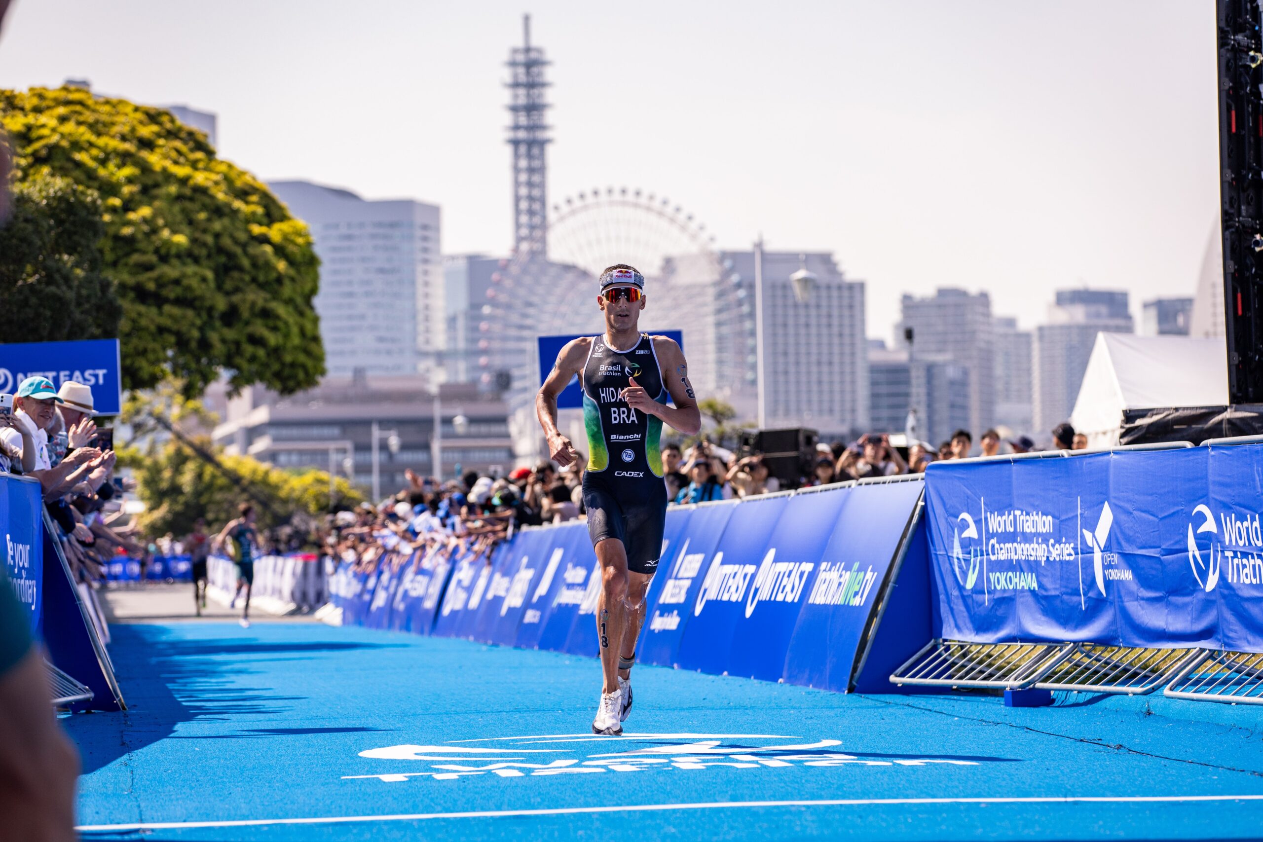 Miguel Hidalgo é prata no Japão e leva 1ª medalha na temporada do Circuito Mundial de Triatlo